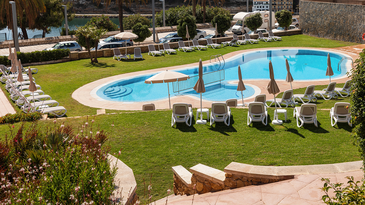 002_alta_mahon Piscina.jpg